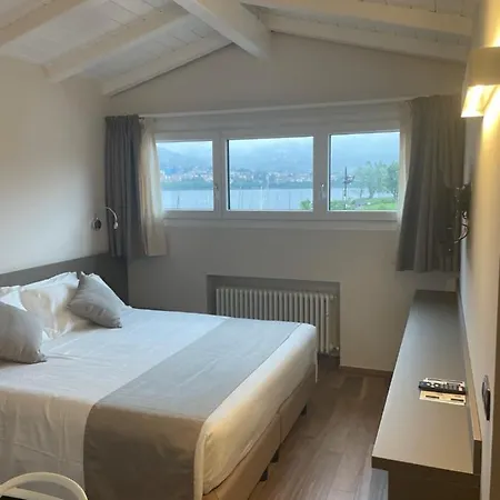 Baia Di Pare Valmadrera