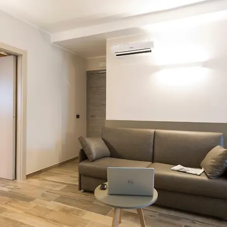 Baia Di Pare Hotel Valmadrera