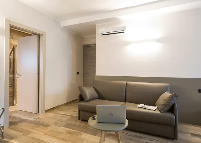 Baia Di Paré Hotel Valmadrera