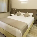 Baia Di Pare Hotel Valmadrera