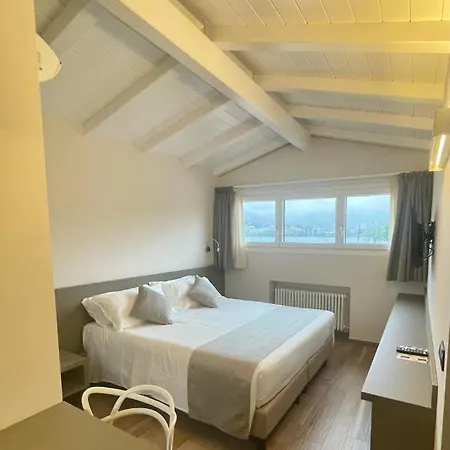 Baia Di Paré Hotel 2*