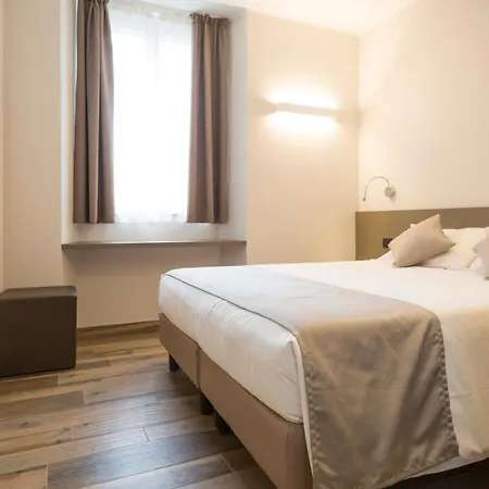 Hotel Baia Di Pare Valmadrera