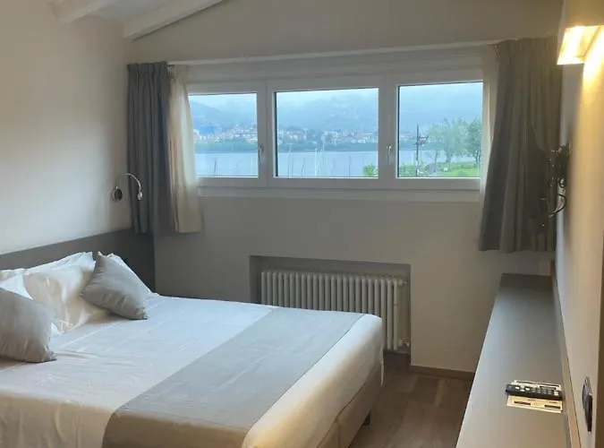 Baia Di Paré Valmadrera