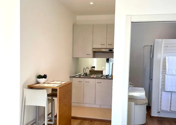 Baia Di Paré Hotel Valmadrera