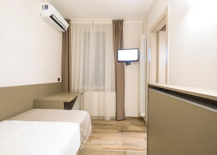 Baia Di Pare Отель Вальмадрера