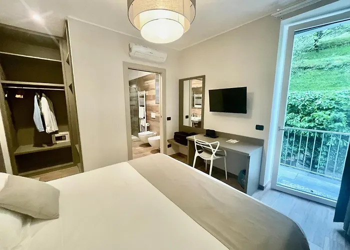Hotel Baia Di Pare