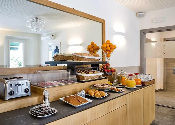 Baia Di Pare Hotel