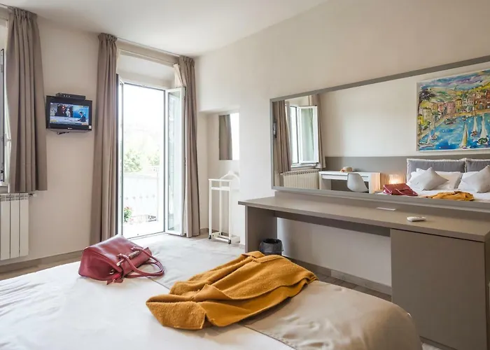 Hotel Baia Di Pare