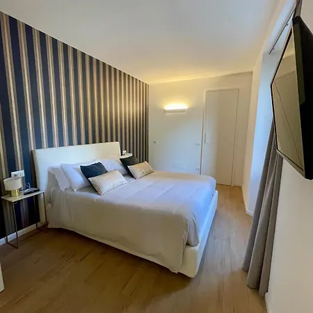 Baia Di Paré Hotel Valmadrera