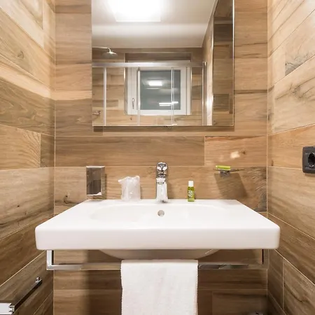 Baia Di Paré 2* Valmadrera