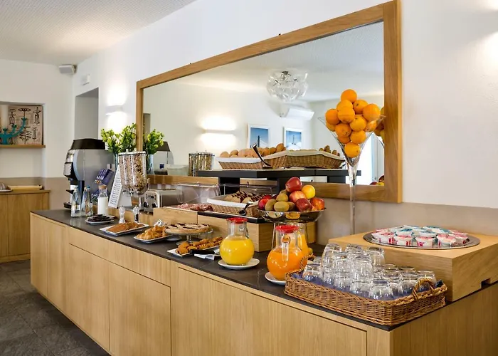 Baia Di Pare Hotel 2*